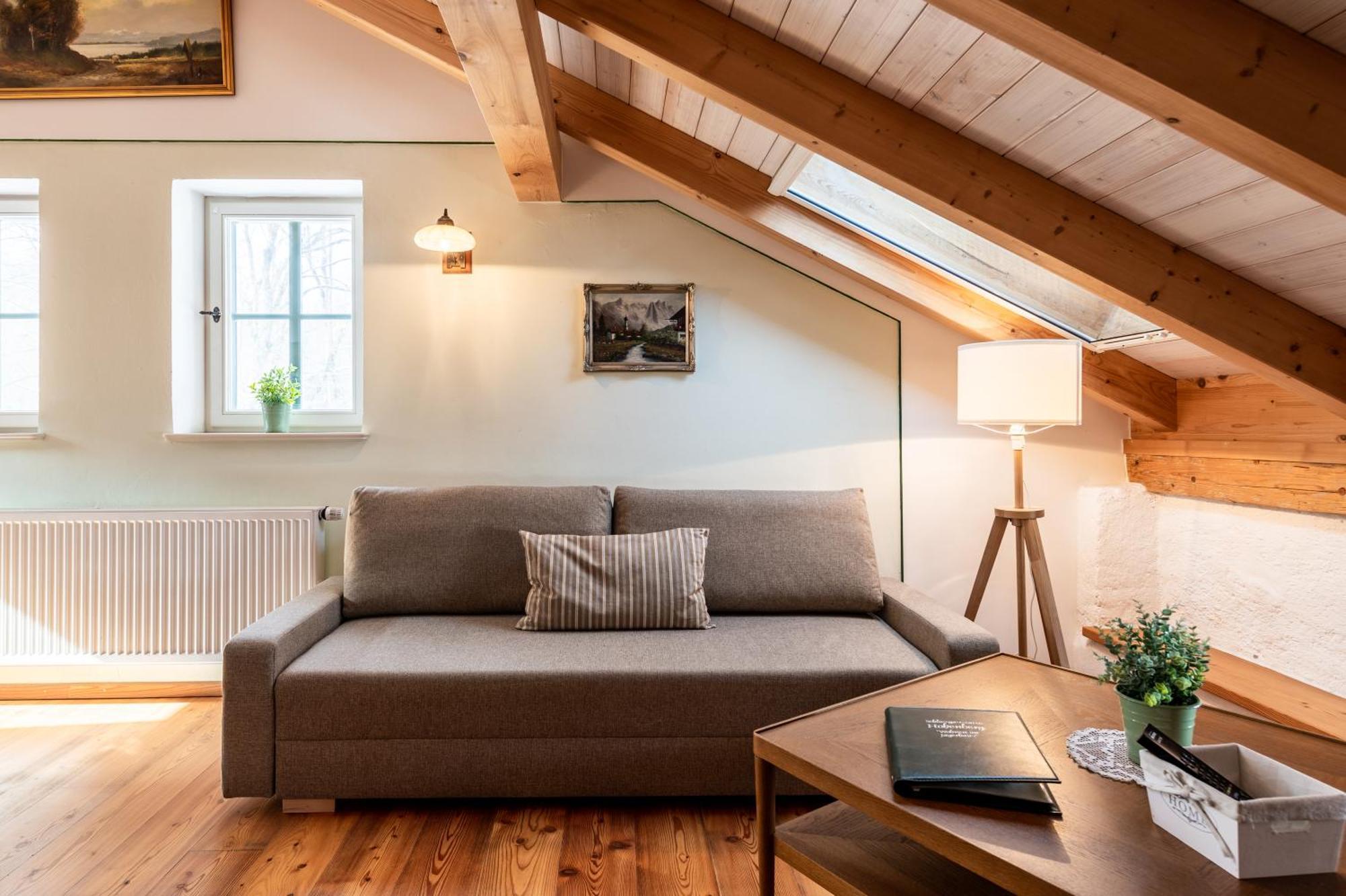 Schlossgaststatte Hohenberg Apartment Seeshaupt Luaran gambar