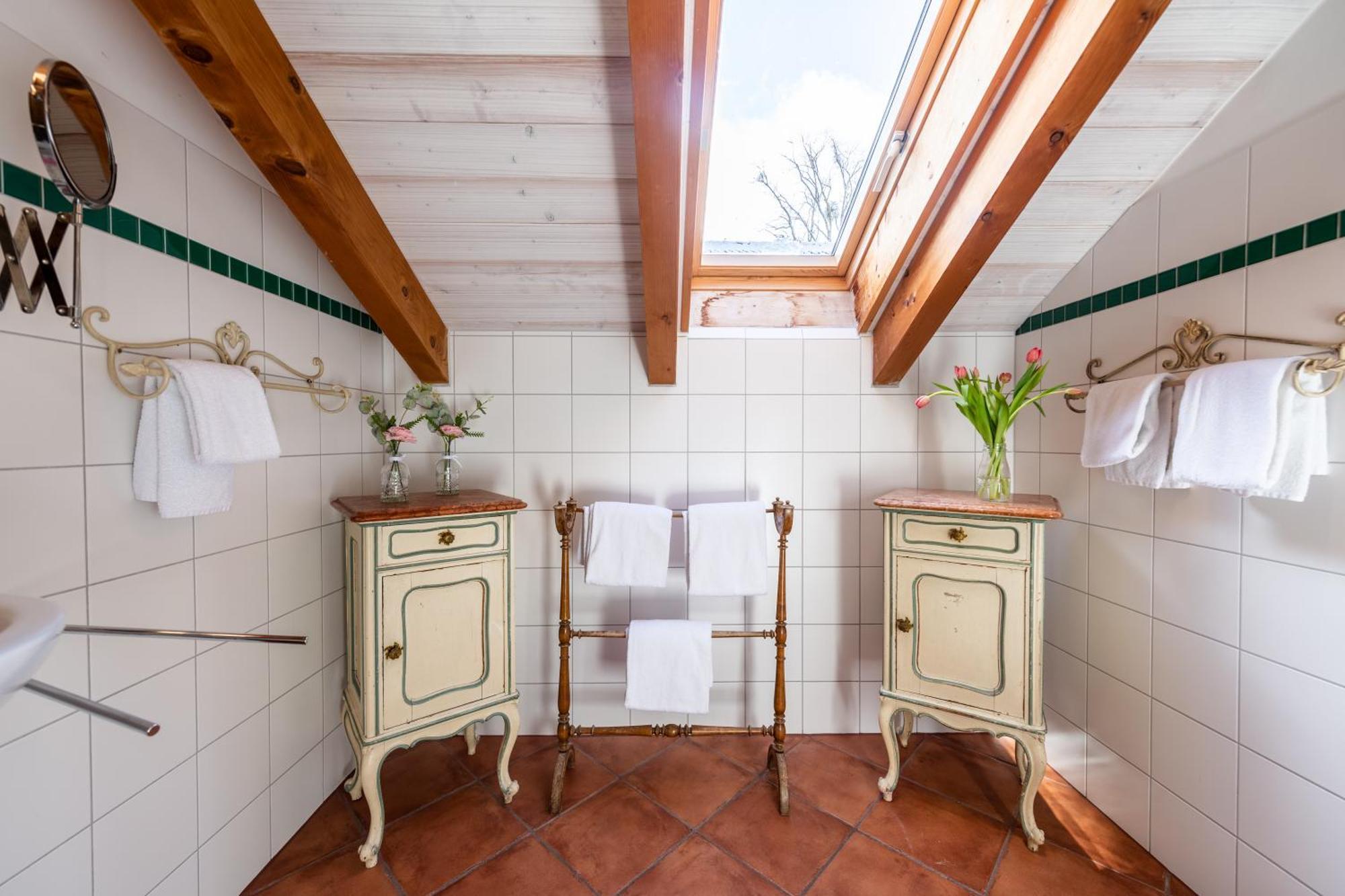 Schlossgaststatte Hohenberg Apartment Seeshaupt Luaran gambar