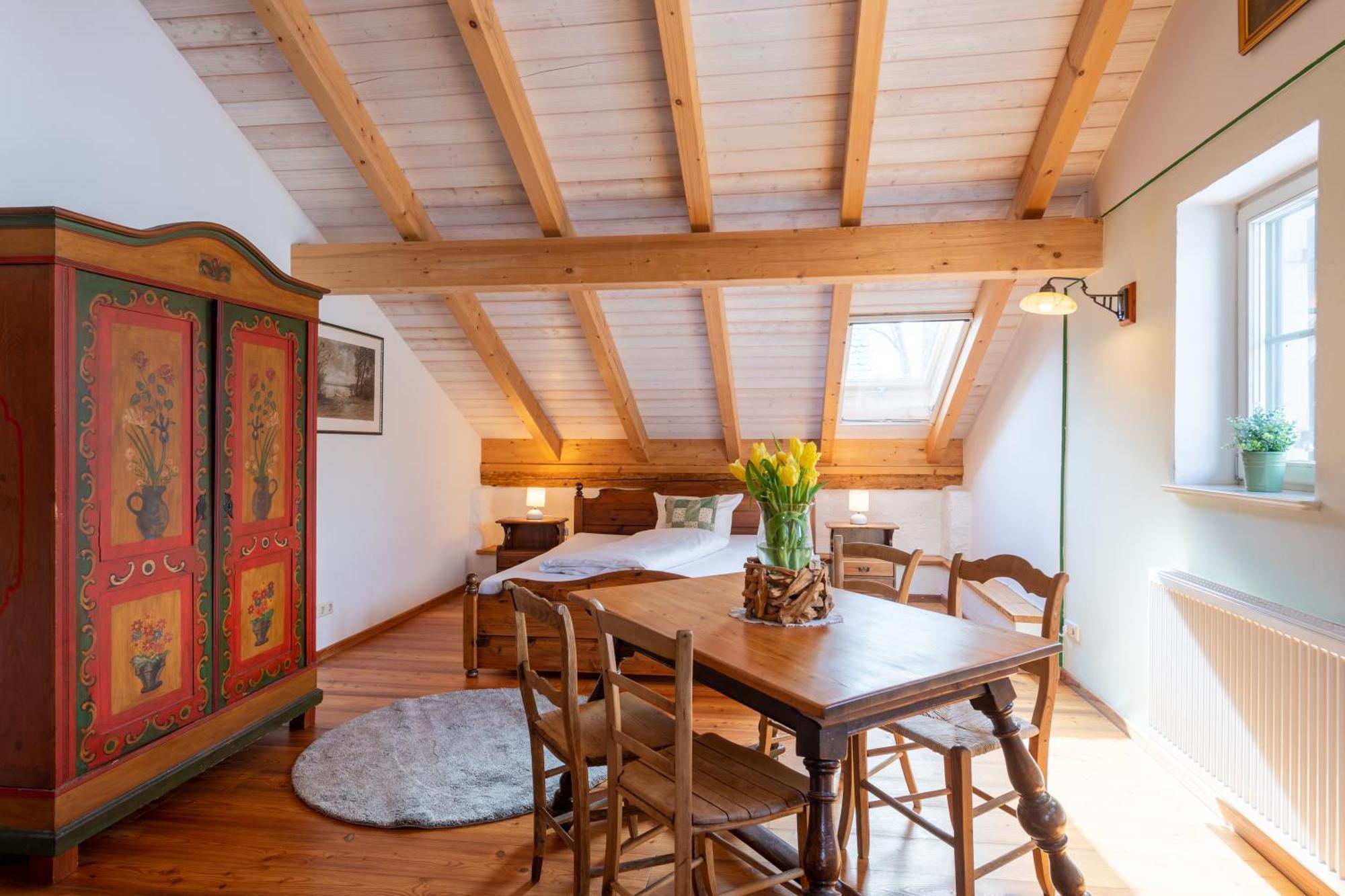 Schlossgaststatte Hohenberg Apartment Seeshaupt Luaran gambar